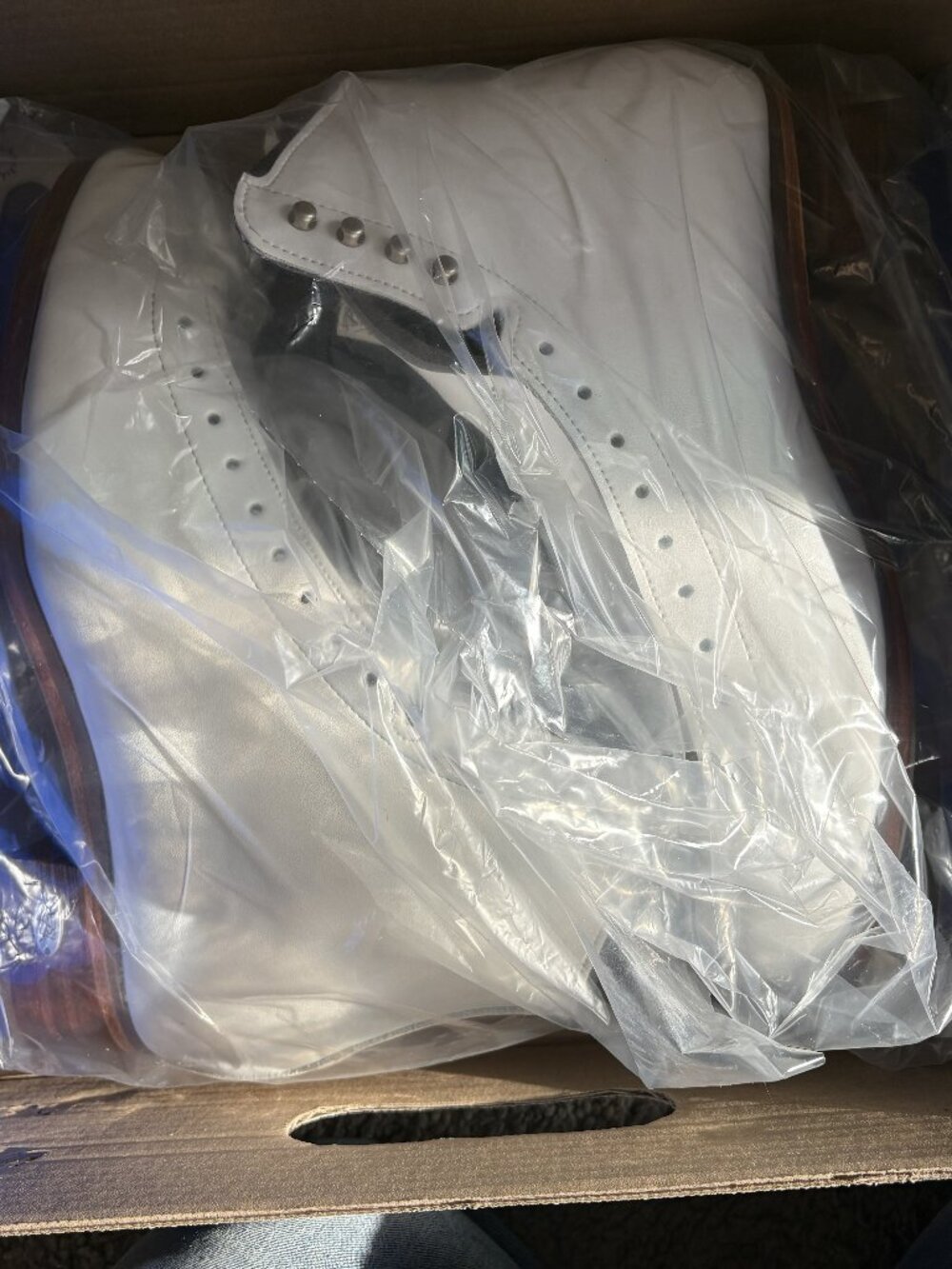 New In Box - Brand New Riedell 223 Stride Leather Figure Skates Size 10.5 Narrow